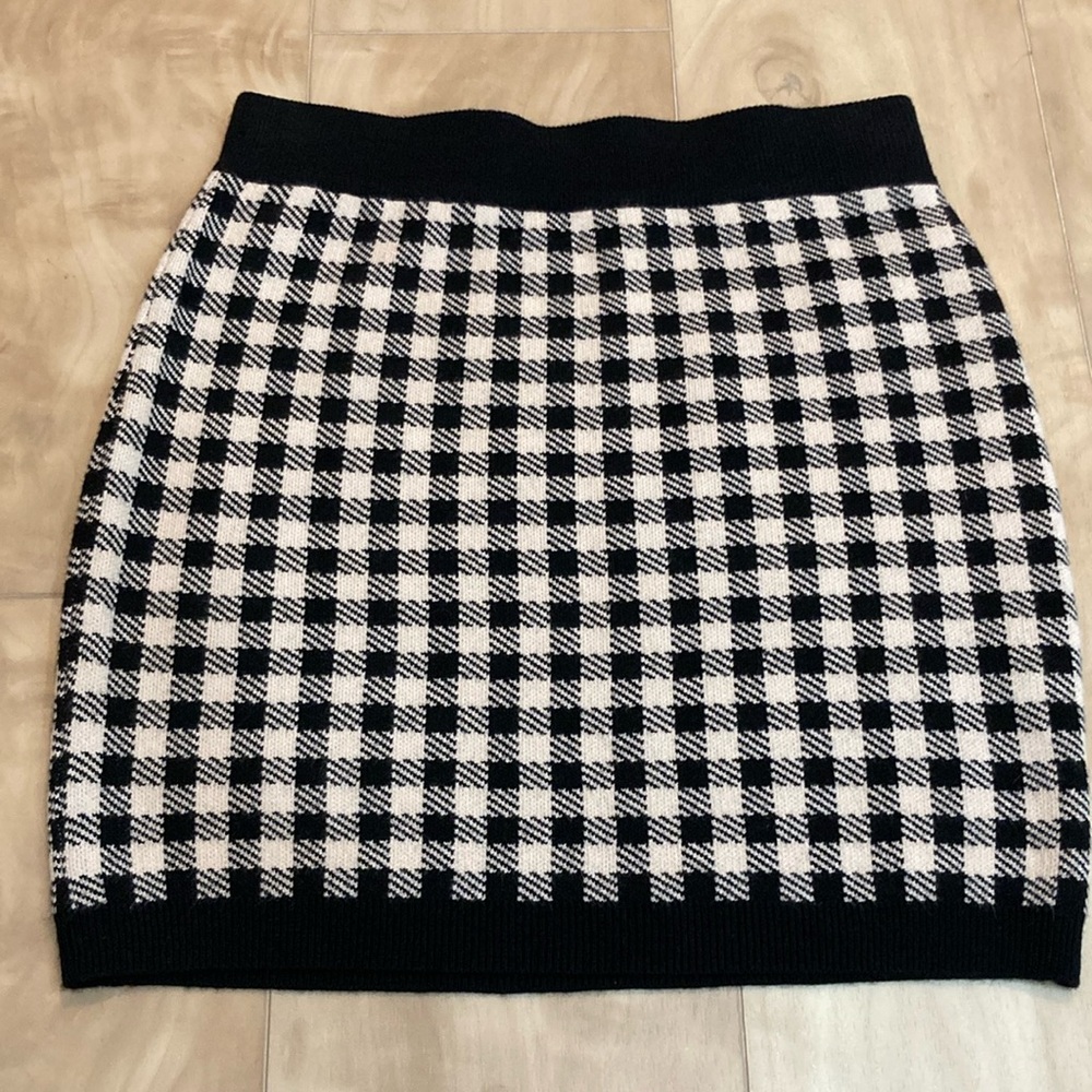 Plaid sweater tube skirt